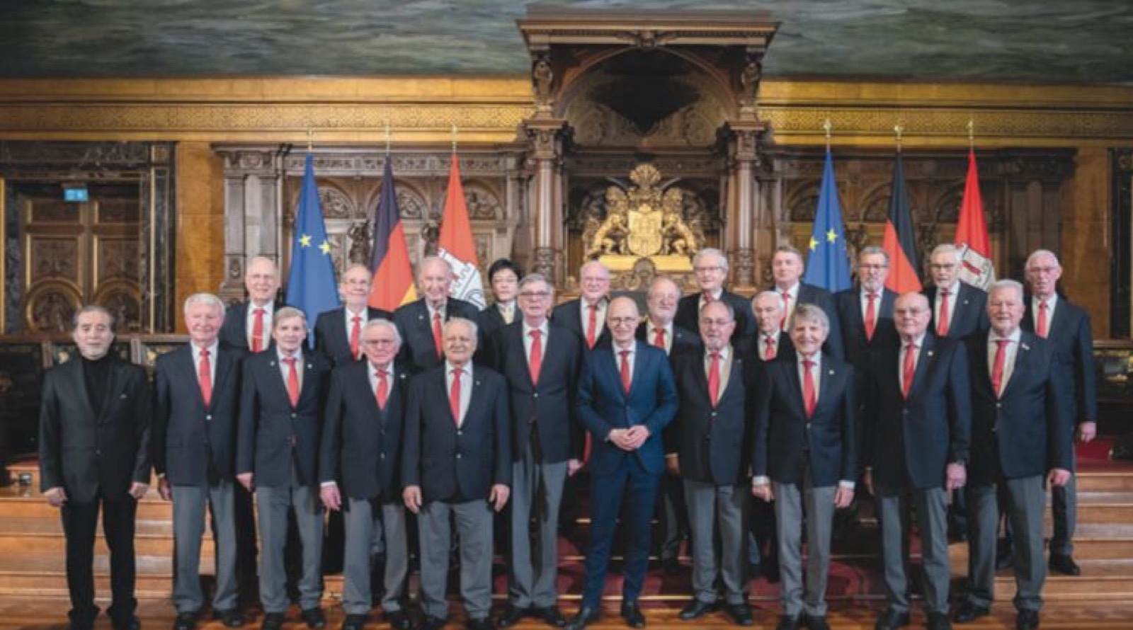 Der Polizeichor Hamburg bei einer Einbürgerungsfeier im Hamburger Rathaus